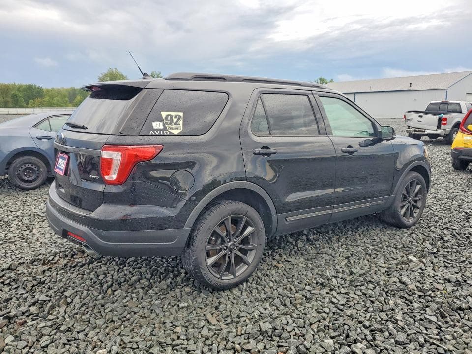 2018 FORD EXPLORER XLT 3