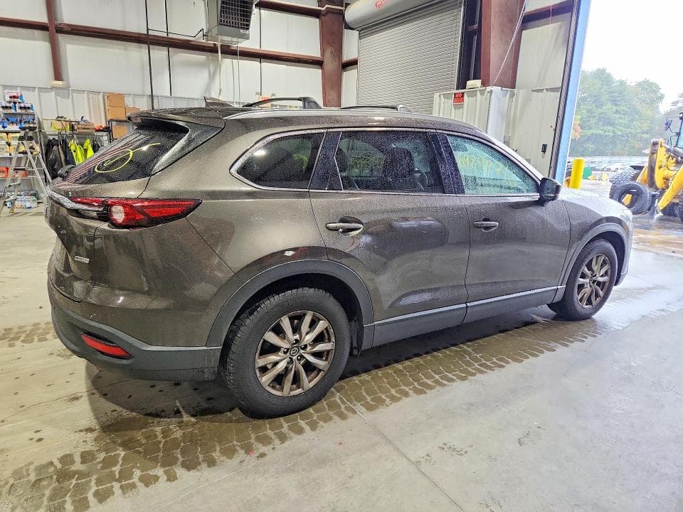 2017 MAZDA CX-9 TOURING 3