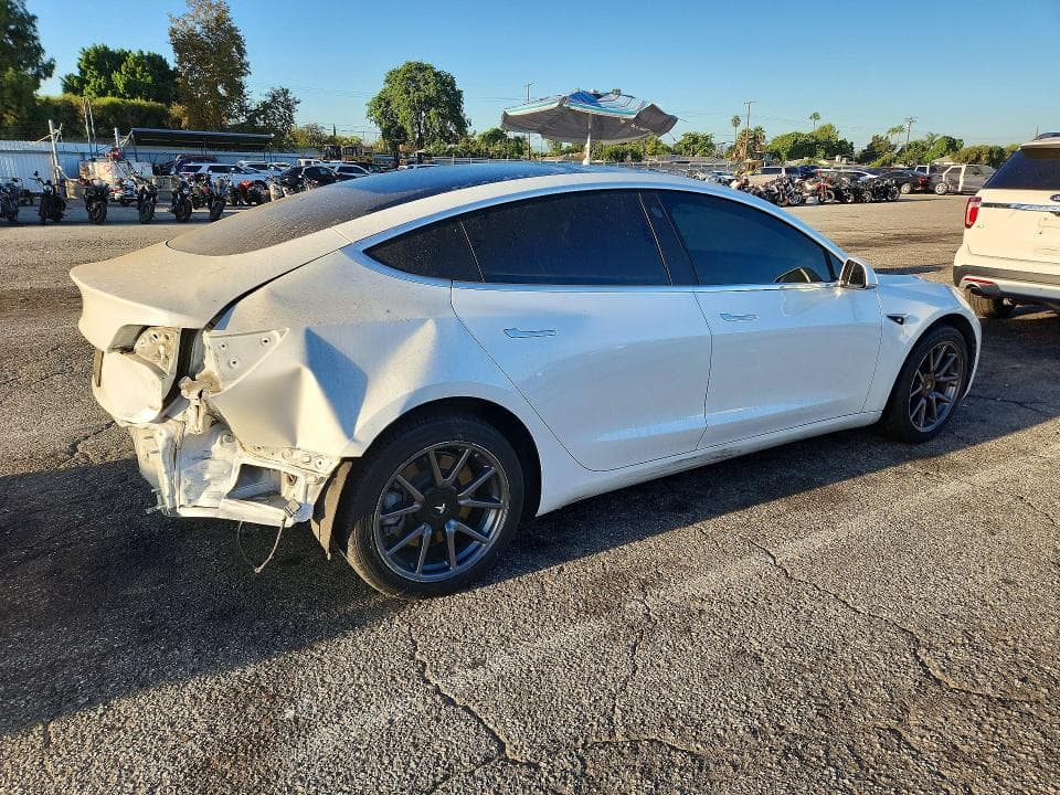 2020 TESLA MODEL 3 3