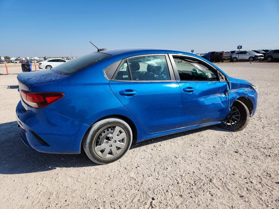2022 KIA RIO S 3