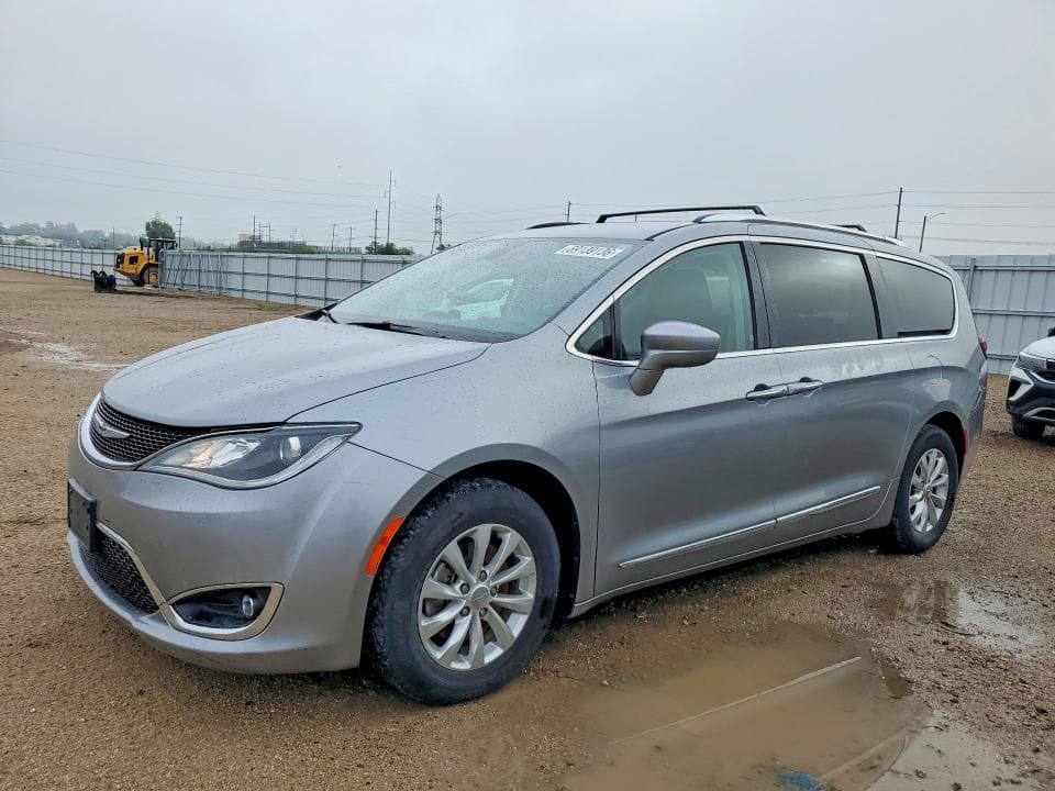 2019 CHRYSLER PACIFICA TOURING L - 1