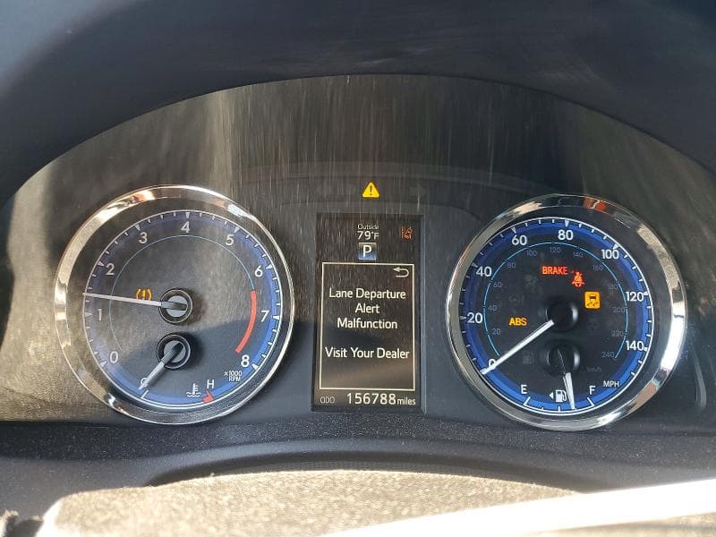 2019 TOYOTA COROLLA SE 9
