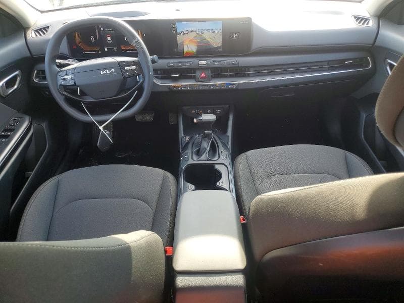 2025 KIA K4 LX 8