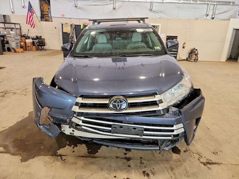 2017 TOYOTA HIGHLANDER XLE 5
