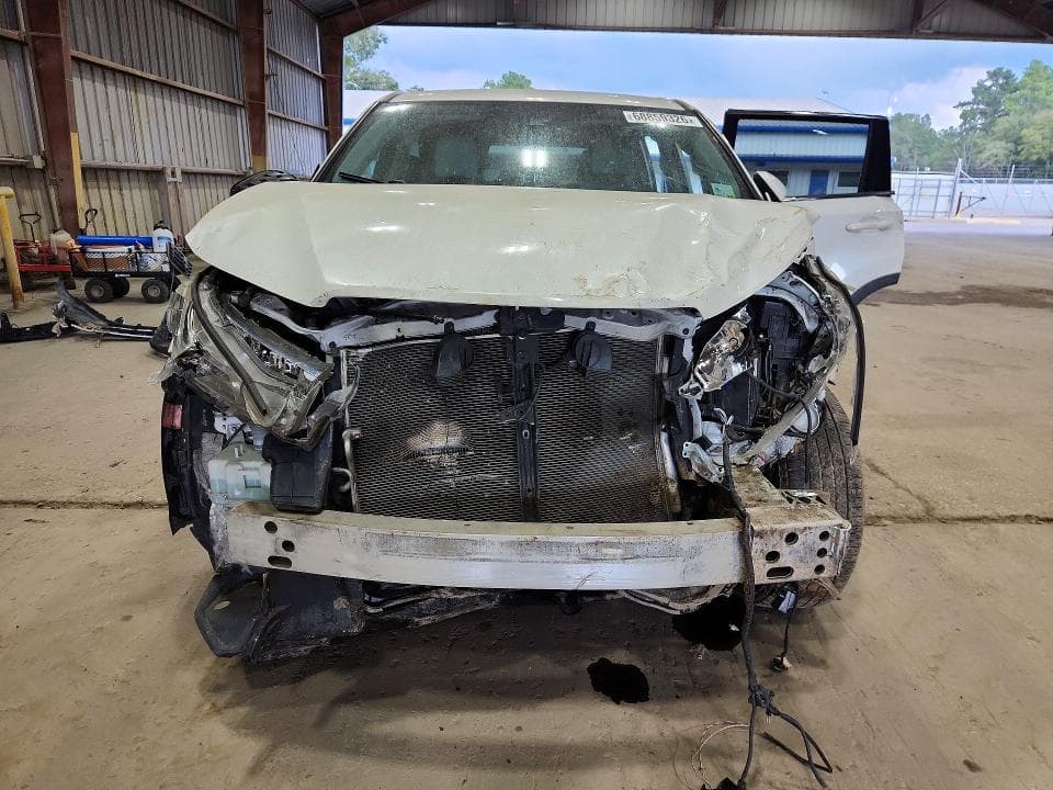 2019 TOYOTA HIGHLANDER LE 5