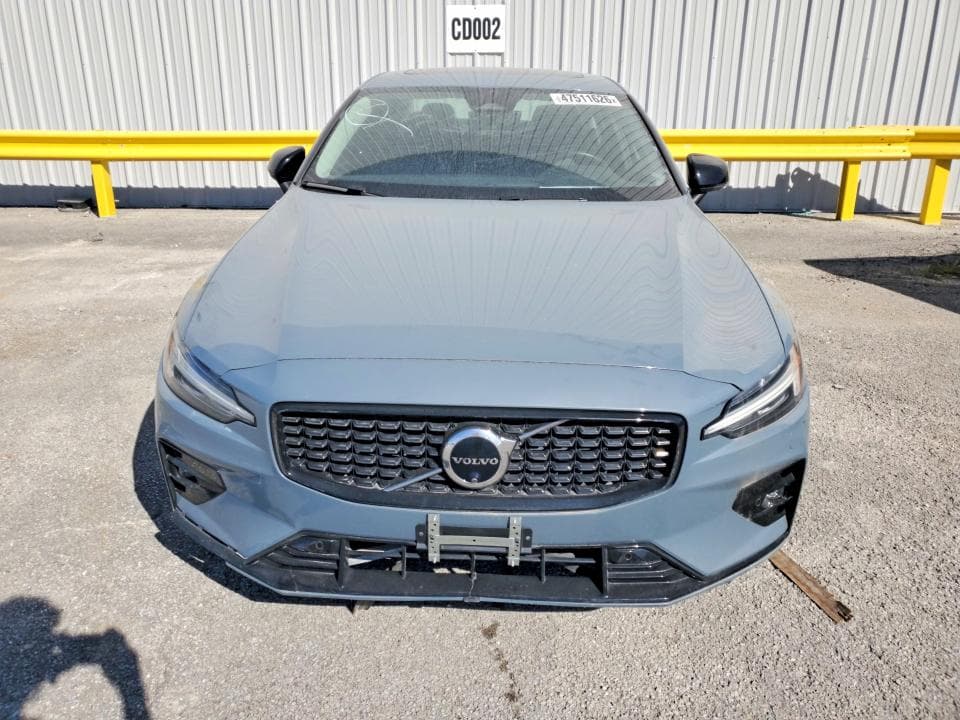 2024 VOLVO S60 PLUS 5