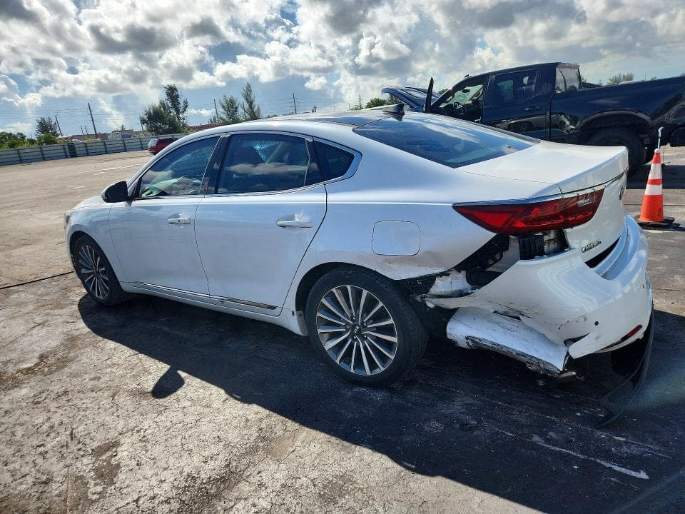 2017 KIA CADENZA PREMIUM 2