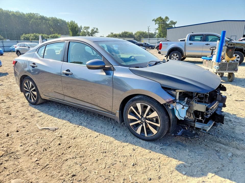 2022 NISSAN SENTRA SV 4