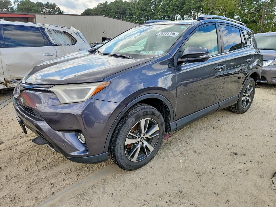 2017 TOYOTA RAV4 XLE - 1