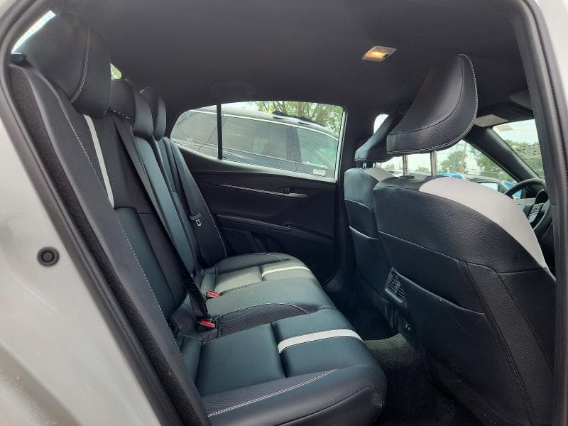 2026 TOYOTA CAMRY SE 10