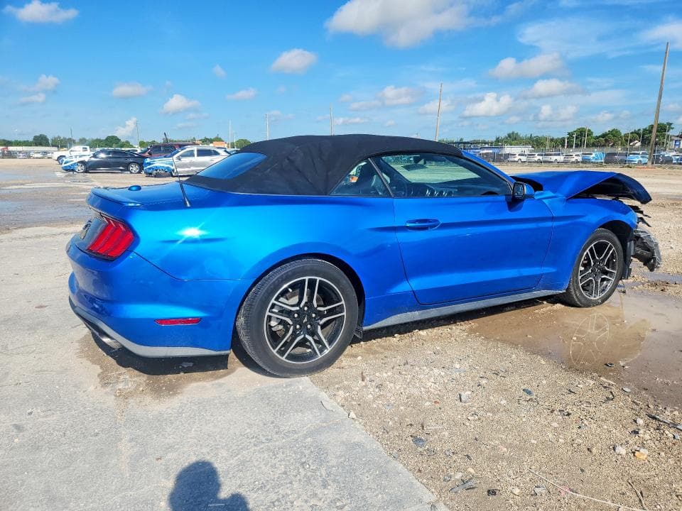 2021 FORD MUSTANG 3