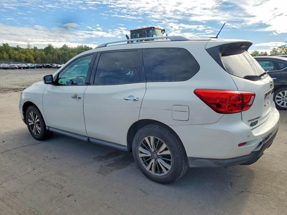 2017 NISSAN PATHFINDER SV 2