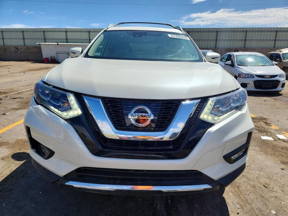 2017 NISSAN ROGUE SL 5