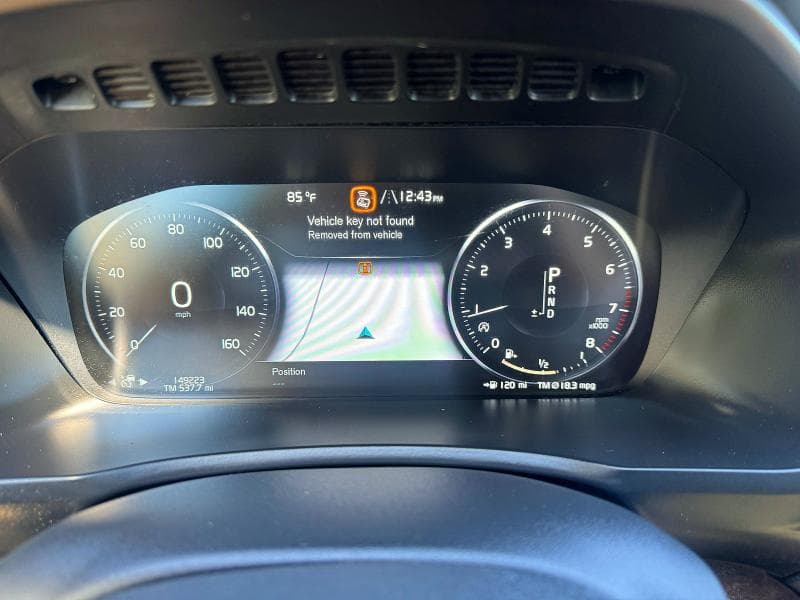 2018 VOLVO XC90 T6 8
