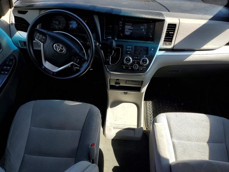 2017 TOYOTA SIENNA L 7-PASSENGER 8