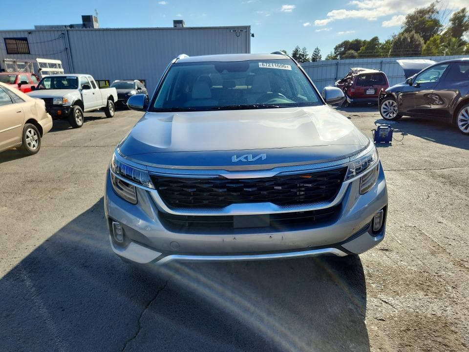 2023 KIA SELTOS SX 5