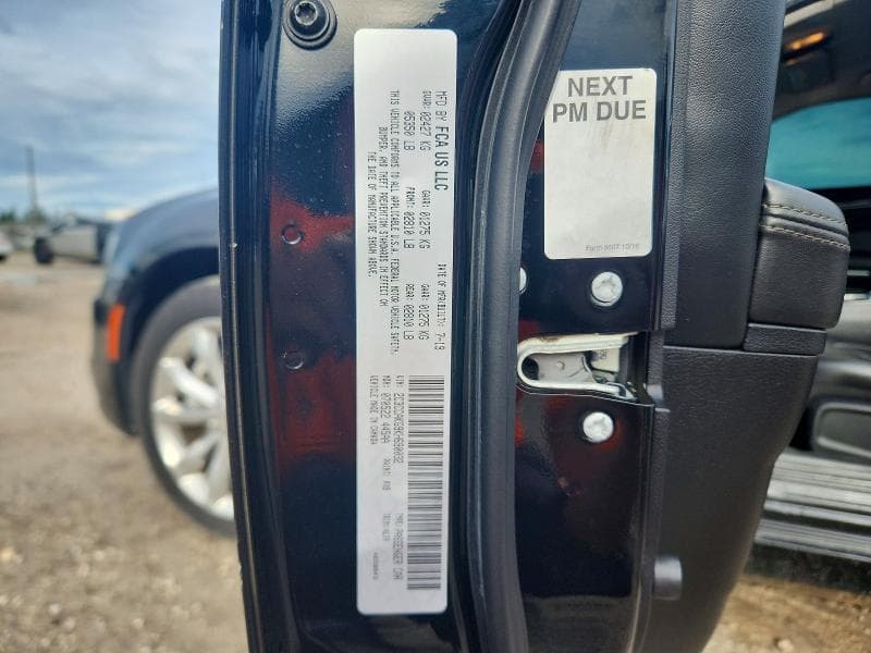 2019 CHRYSLER 300 LIMITED 12