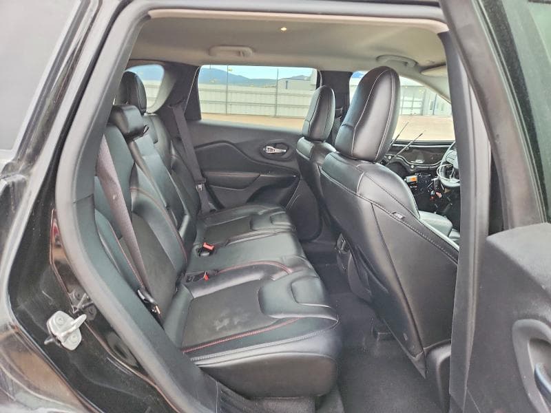 2022 JEEP CHEROKEE TRAILHAWK 10
