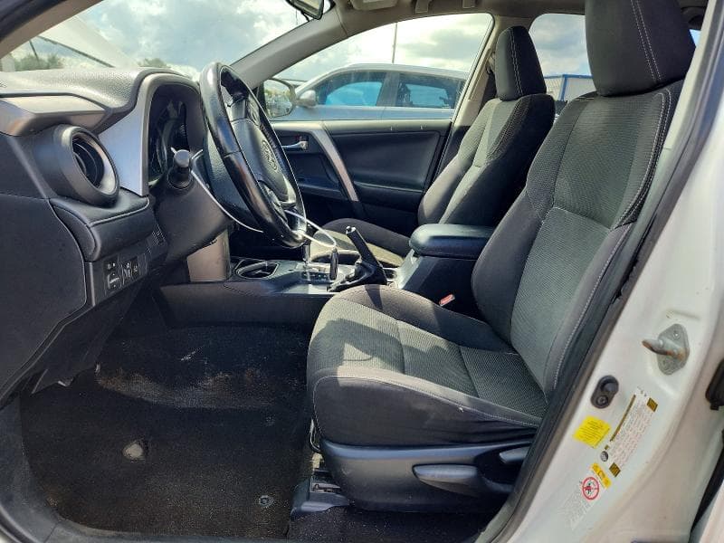 2017 TOYOTA RAV4 XLE 7