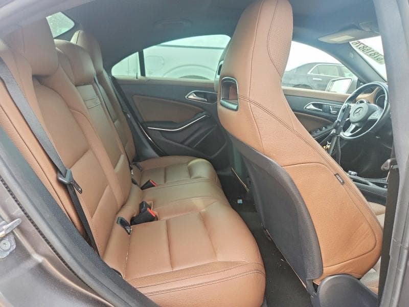 2018 MERCEDES-BENZ CLA 250 4MATIC 10