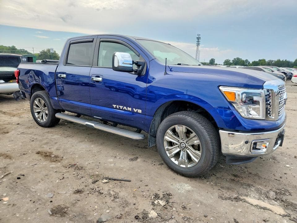 2019 NISSAN TITAN SL 4