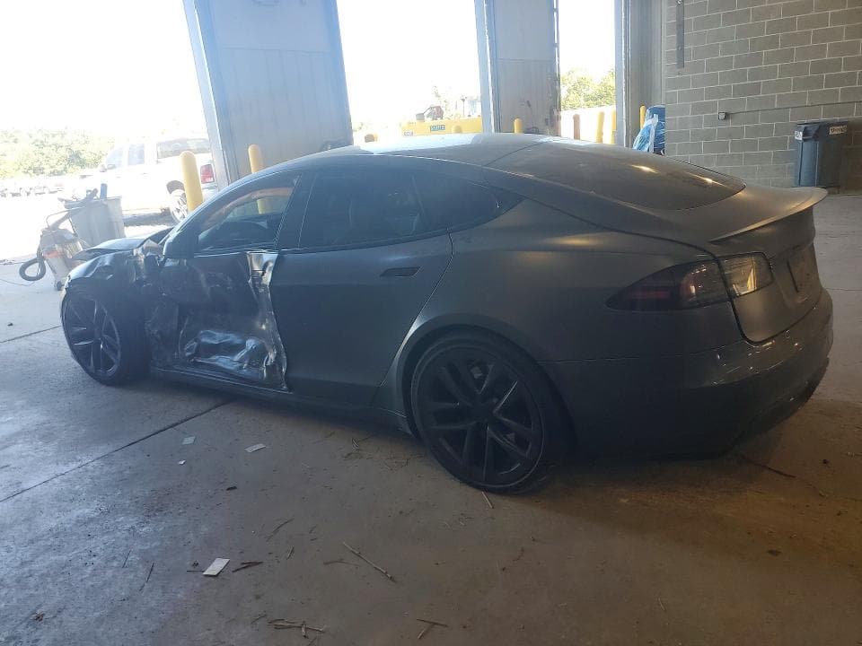 2022 TESLA MODEL S 2