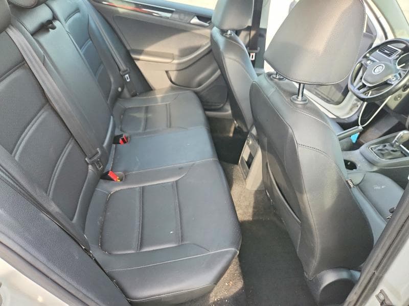 2017 VOLKSWAGEN JETTA SEL 10