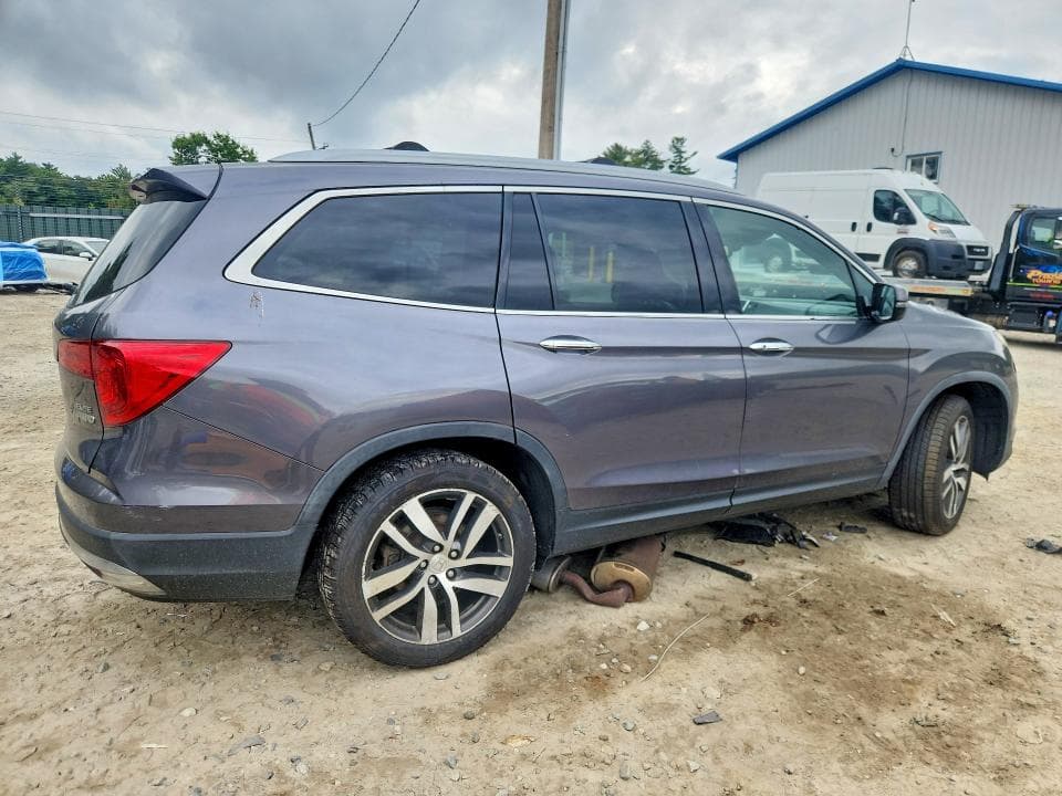2018 HONDA PILOT ELITE 3