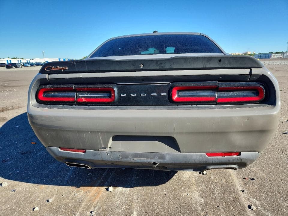2019 DODGE CHALLENGER SXT 6