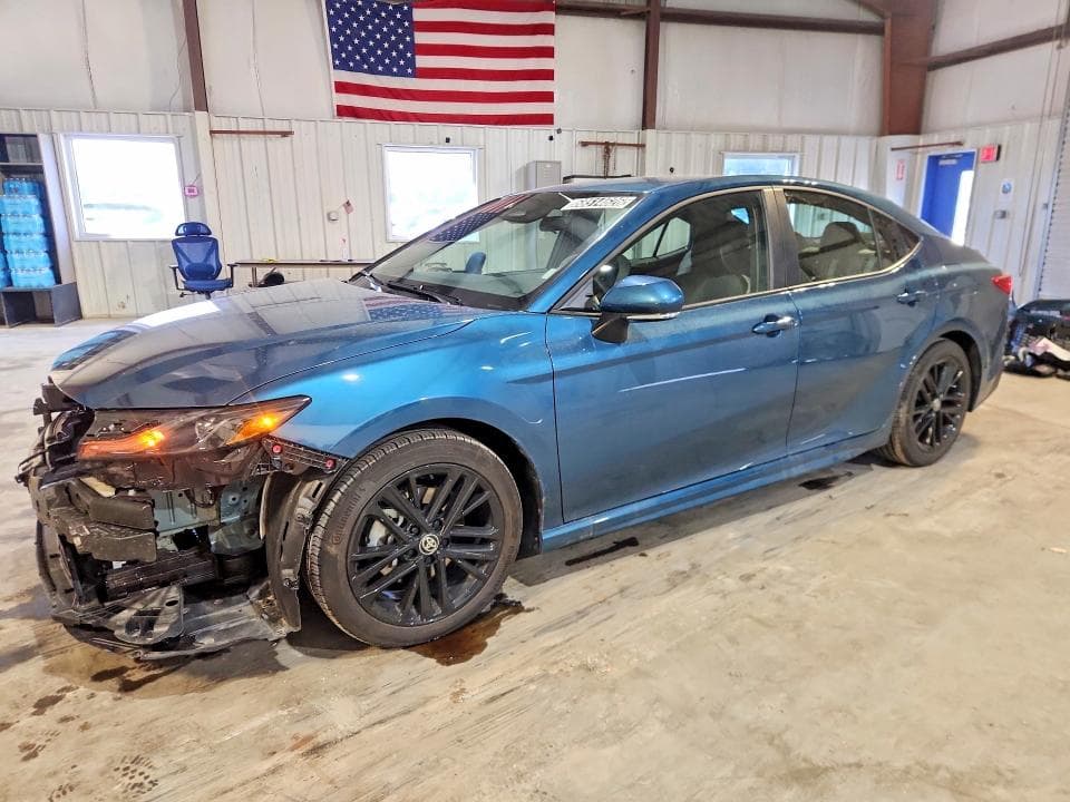 2026 TOYOTA CAMRY SE - 1