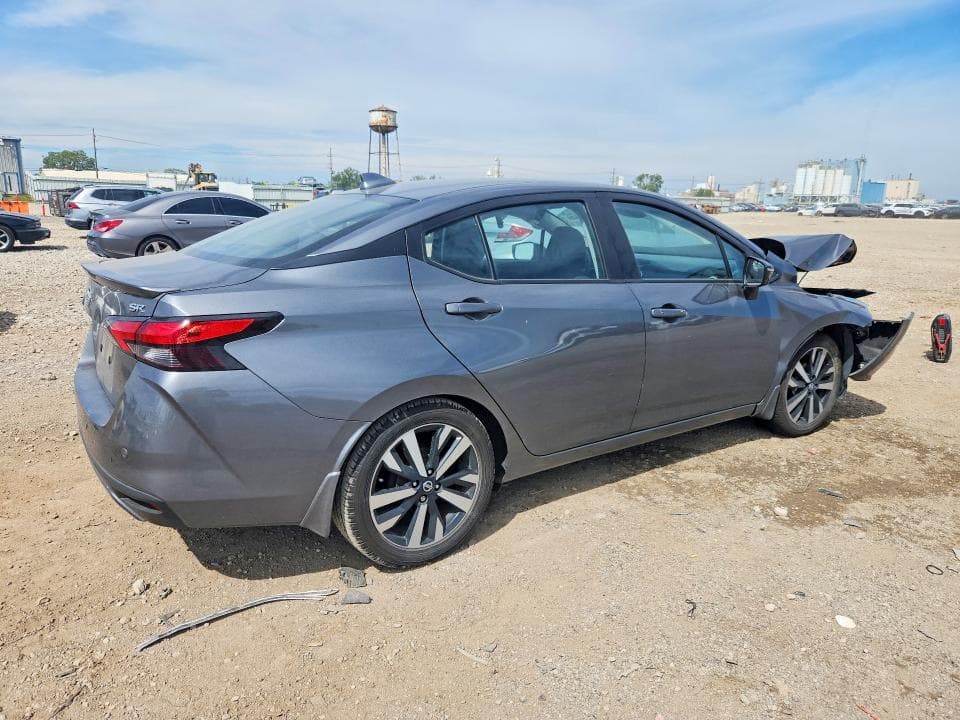 2022 NISSAN VERSA SR 3