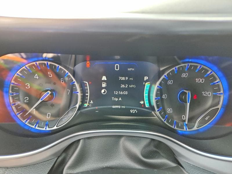 2025 CHRYSLER PACIFICA LIMITED 9