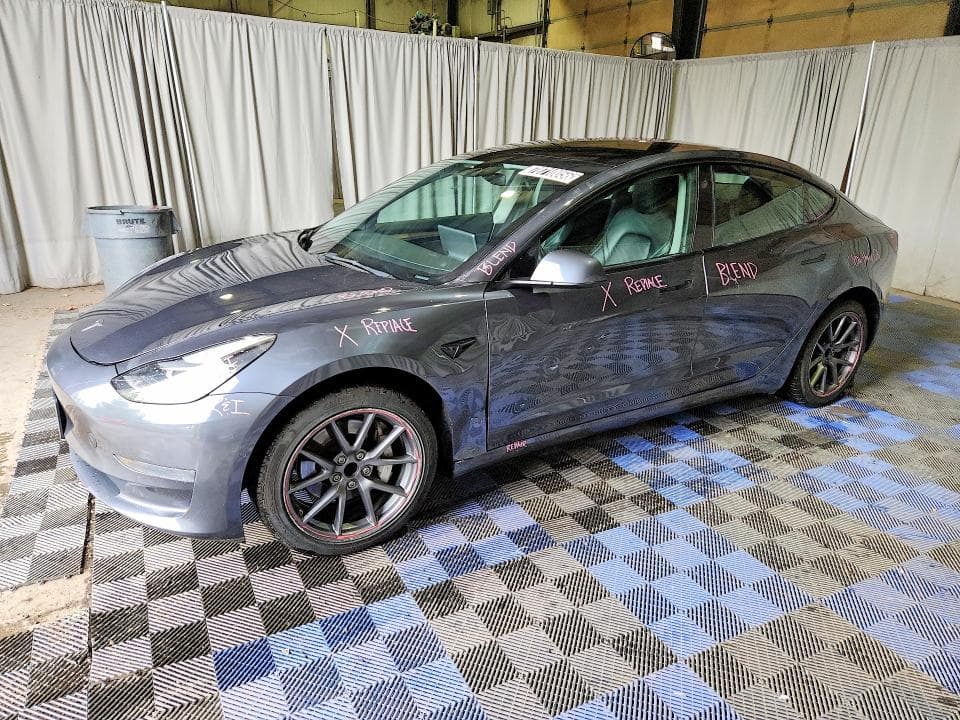2022 TESLA MODEL 3 - 1