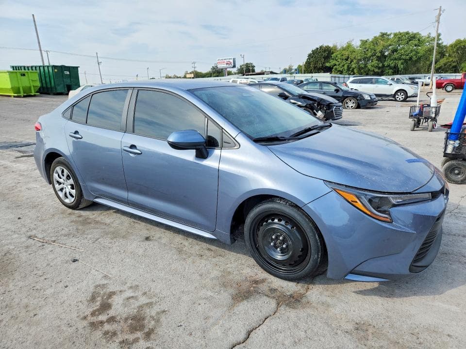 2024 TOYOTA COROLLA LE 4
