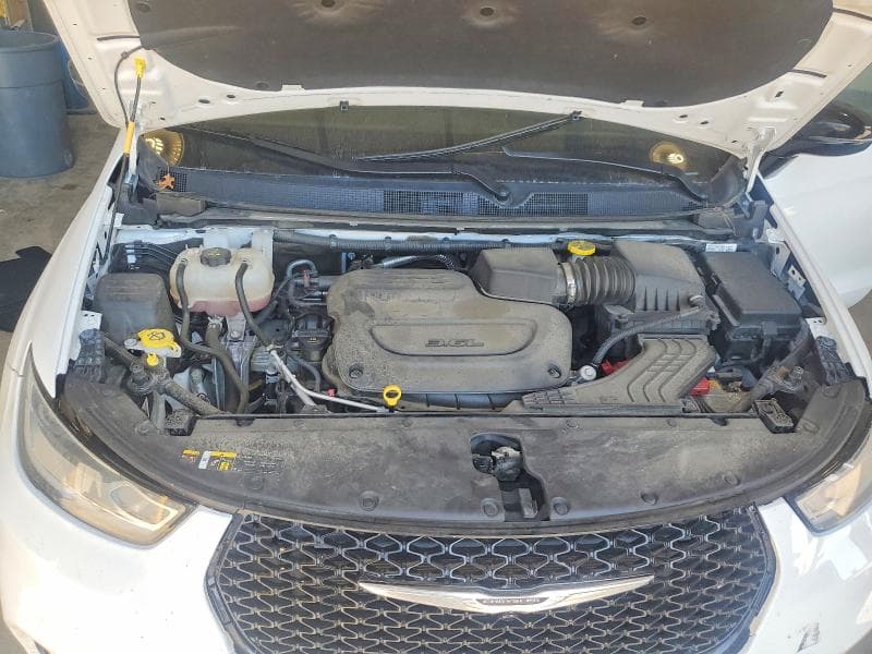 2025 CHRYSLER PACIFICA SELECT 12