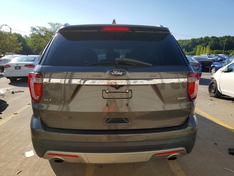 2017 FORD EXPLORER XLT 6