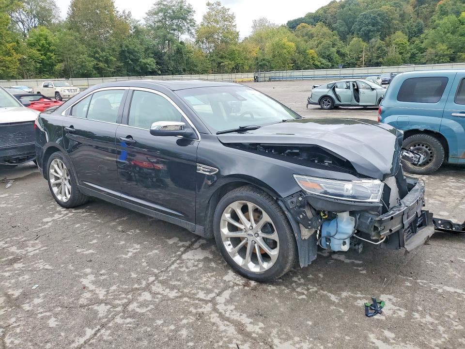 2019 FORD TAURUS LIMITED 4