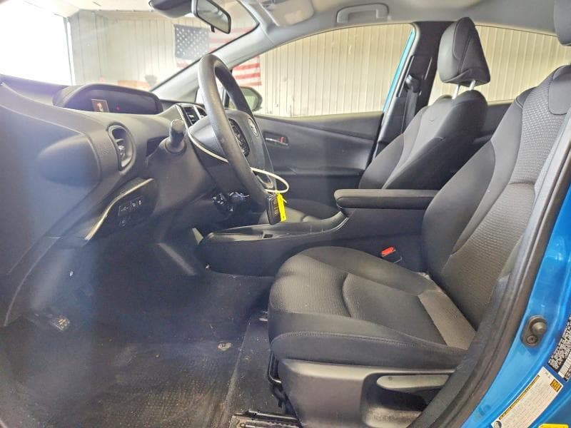 2019 TOYOTA PRIUS LE 7