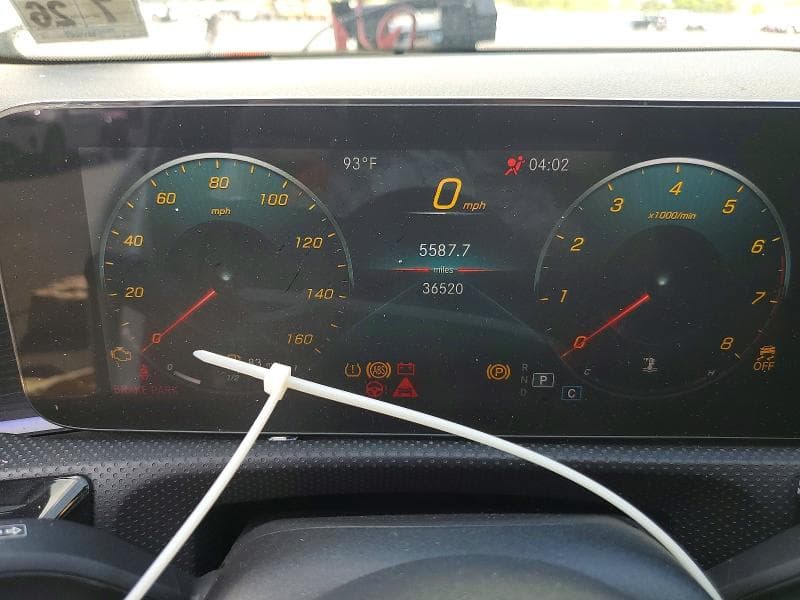 2021 MERCEDES-BENZ CLA 250 4MATIC 9