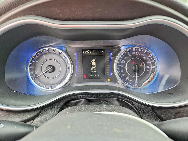 2017 CHRYSLER 200 LIMITED 9