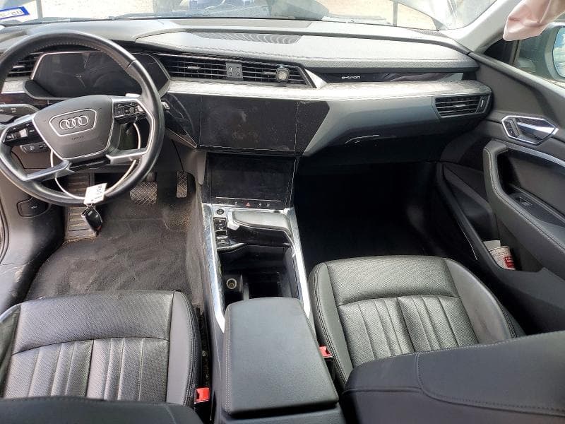 2021 AUDI E-TRON PREMIUM PLUS 8