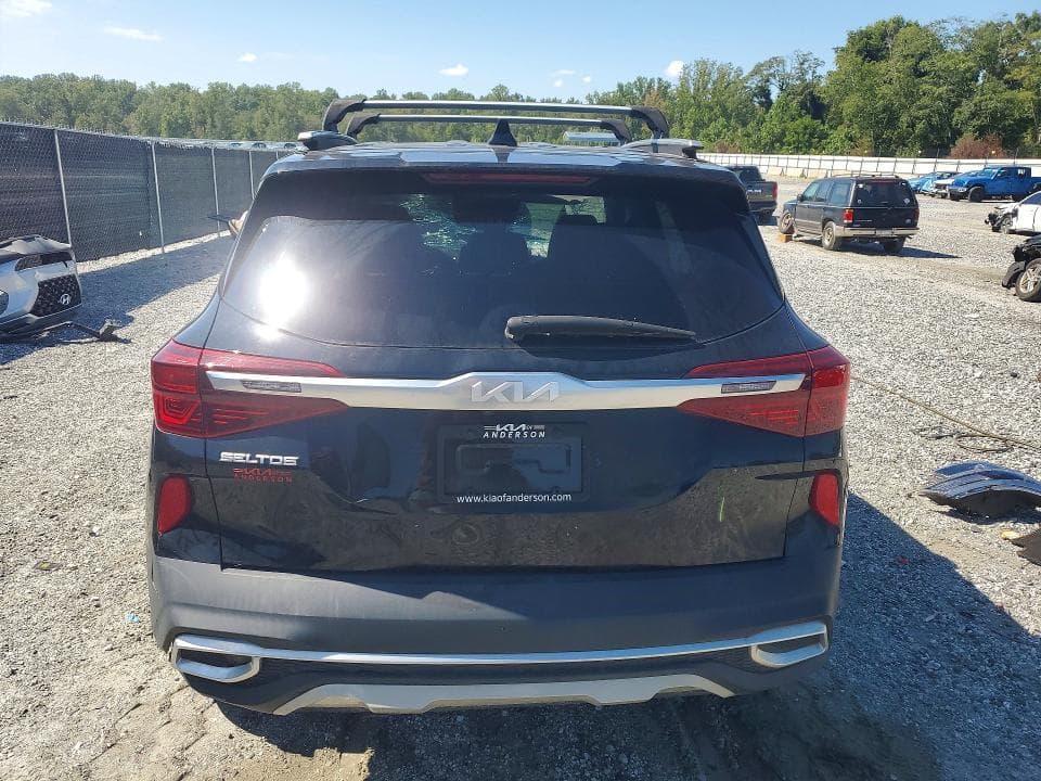 2023 KIA SELTOS EX 6
