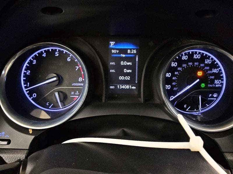 2020 TOYOTA CAMRY SE 9
