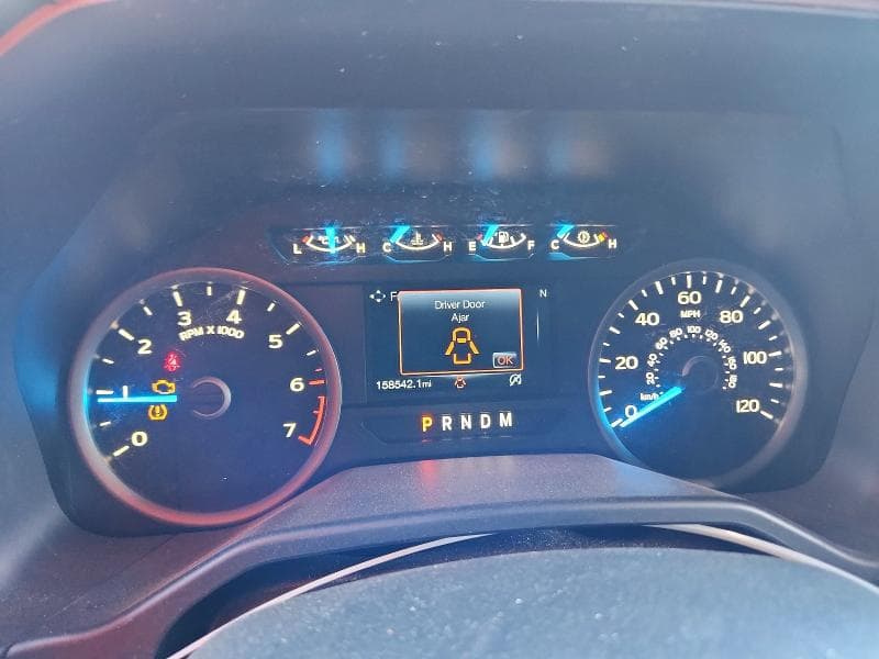 2017 FORD F150 SUPERCREW 9