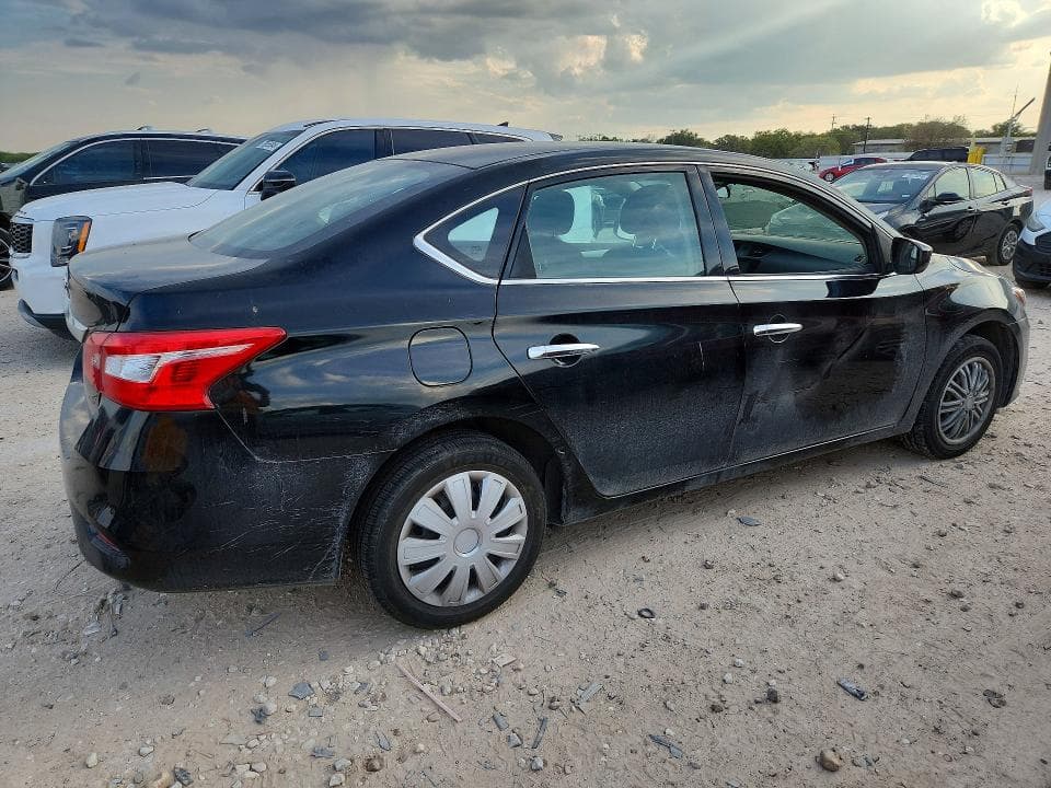 2019 NISSAN SENTRA S 3