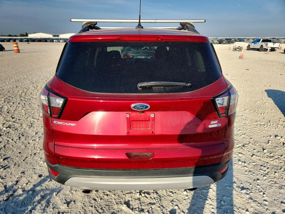 2018 FORD ESCAPE SE 6