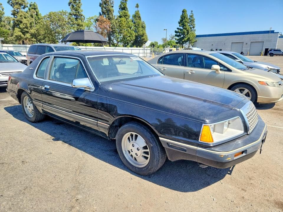 1984 FORD THUNDERBIRD 4