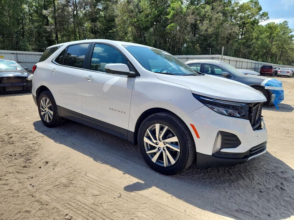 2024 CHEVROLET EQUINOX LT 4