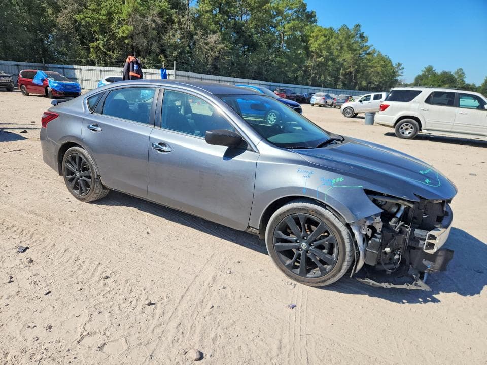 2017 NISSAN ALTIMA 2.5 SR 4