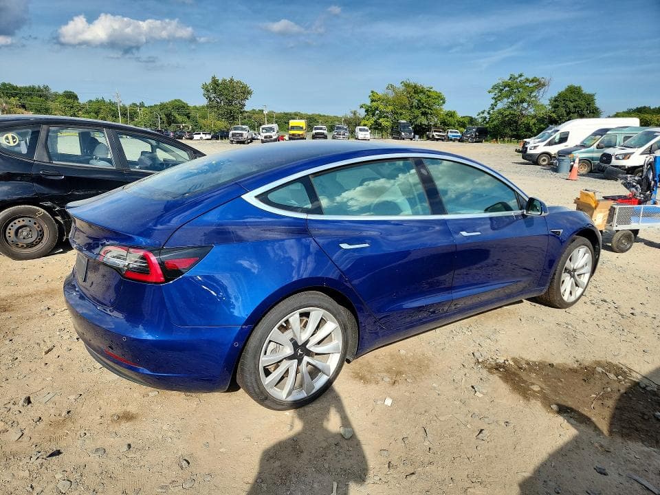 2020 TESLA MODEL 3 3